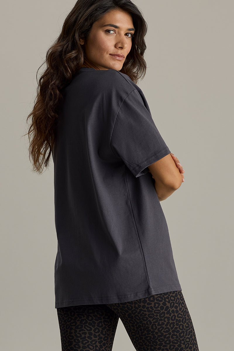 Oversized T-Shirt Leo Dark Grey | Hey Honey & Active Wear