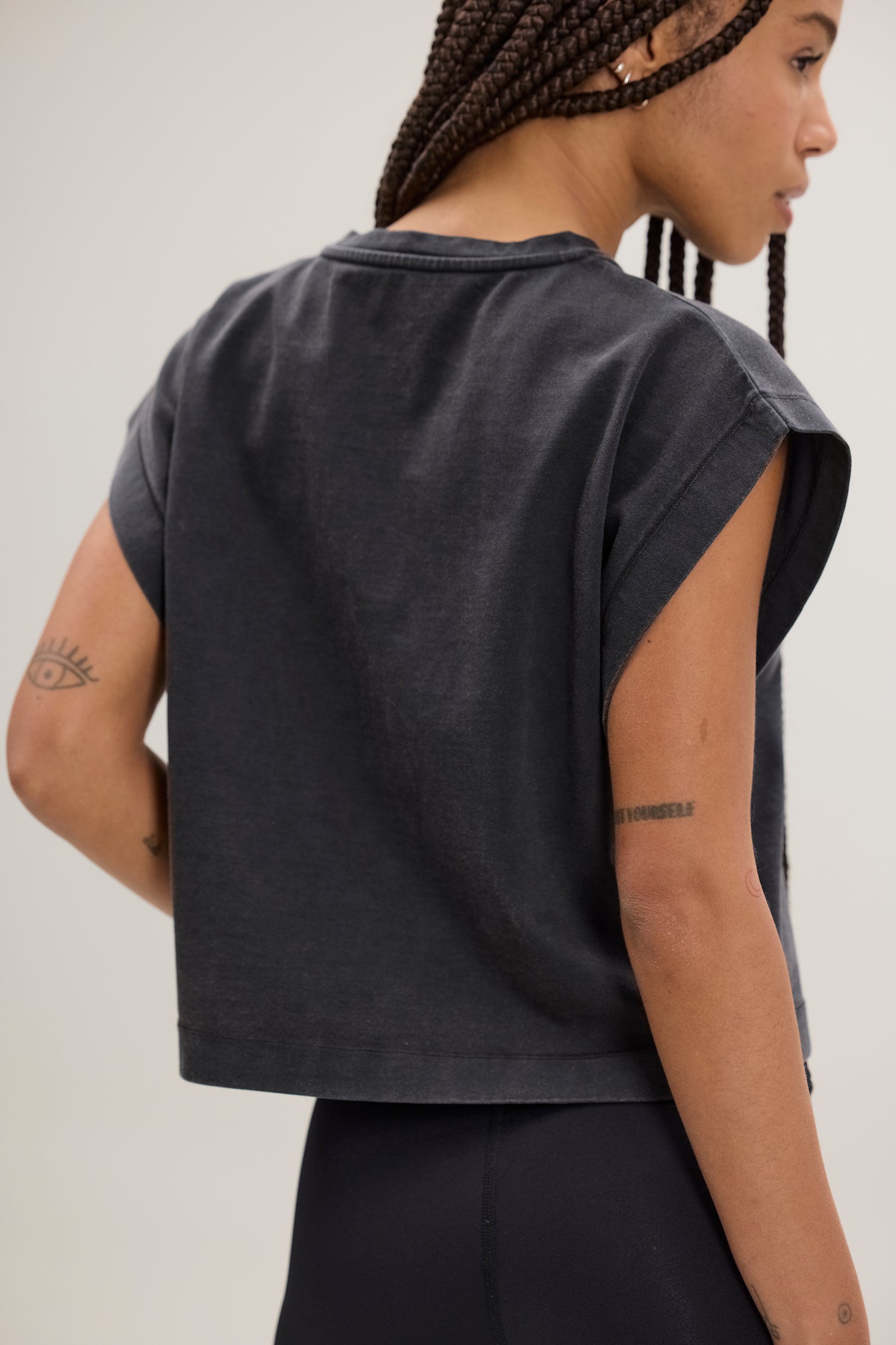 Cropped Shirt Black | Hey Honey Yoga & Active Wear