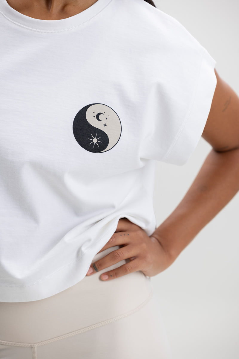 Cropped Shirt DAYANDNIGHT | Hey Honey Yoga & Active Wear
