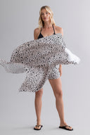 Big Scarf Mono Leo Oatmeal | Hey Honey & Active Wear