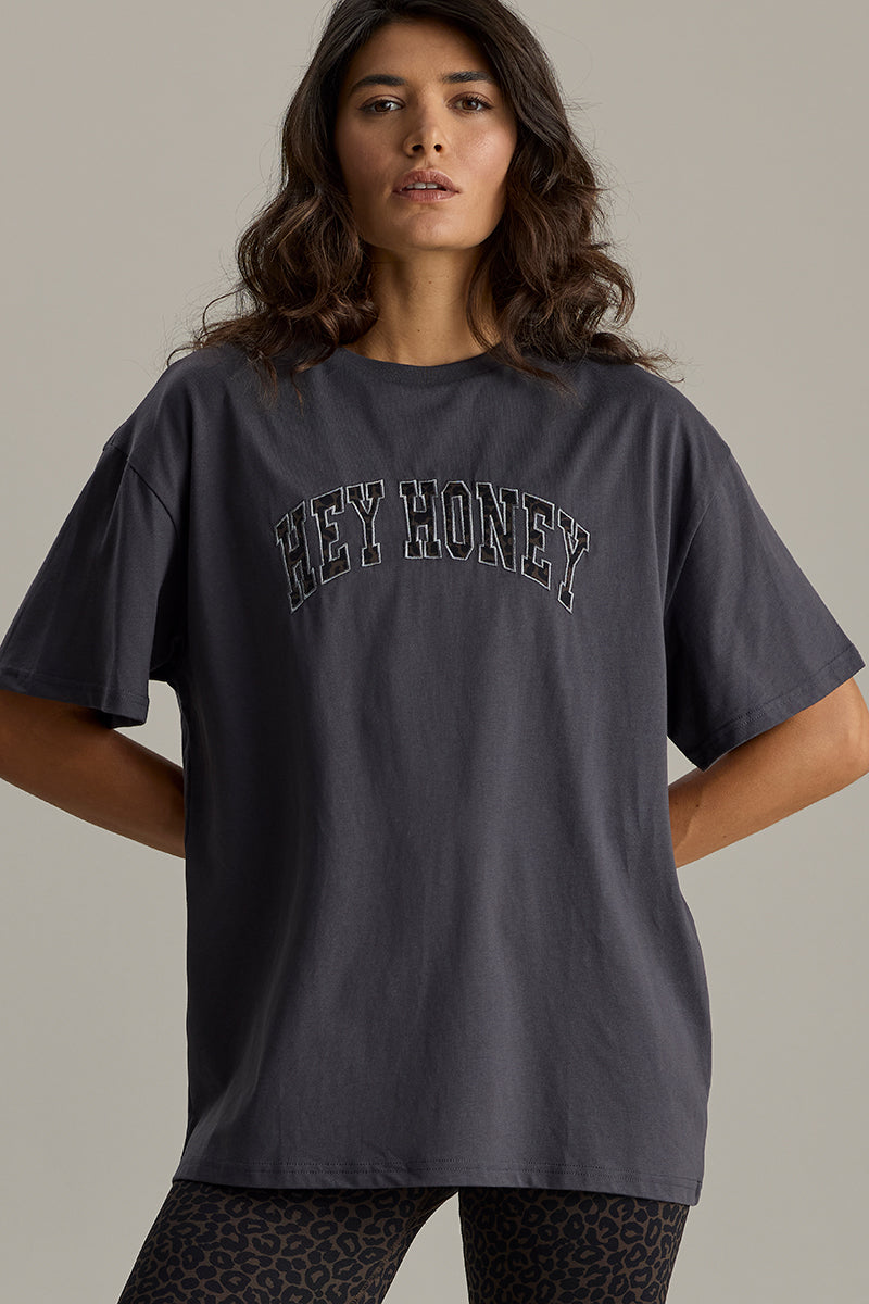Oversized T-Shirt Leo Dark Grey | Hey Honey & Active Wear