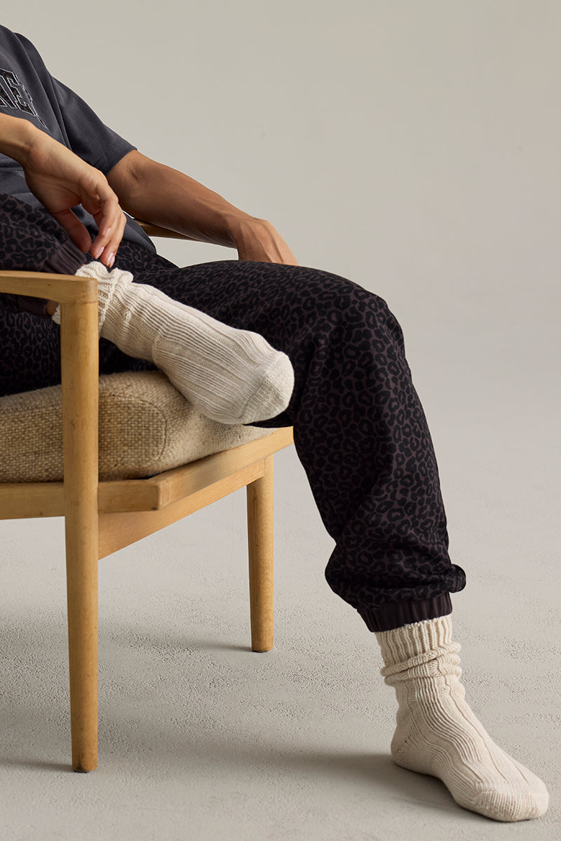 Cuff Sweat Pants Leo Dark Brown | Hey Honey & Active Wear