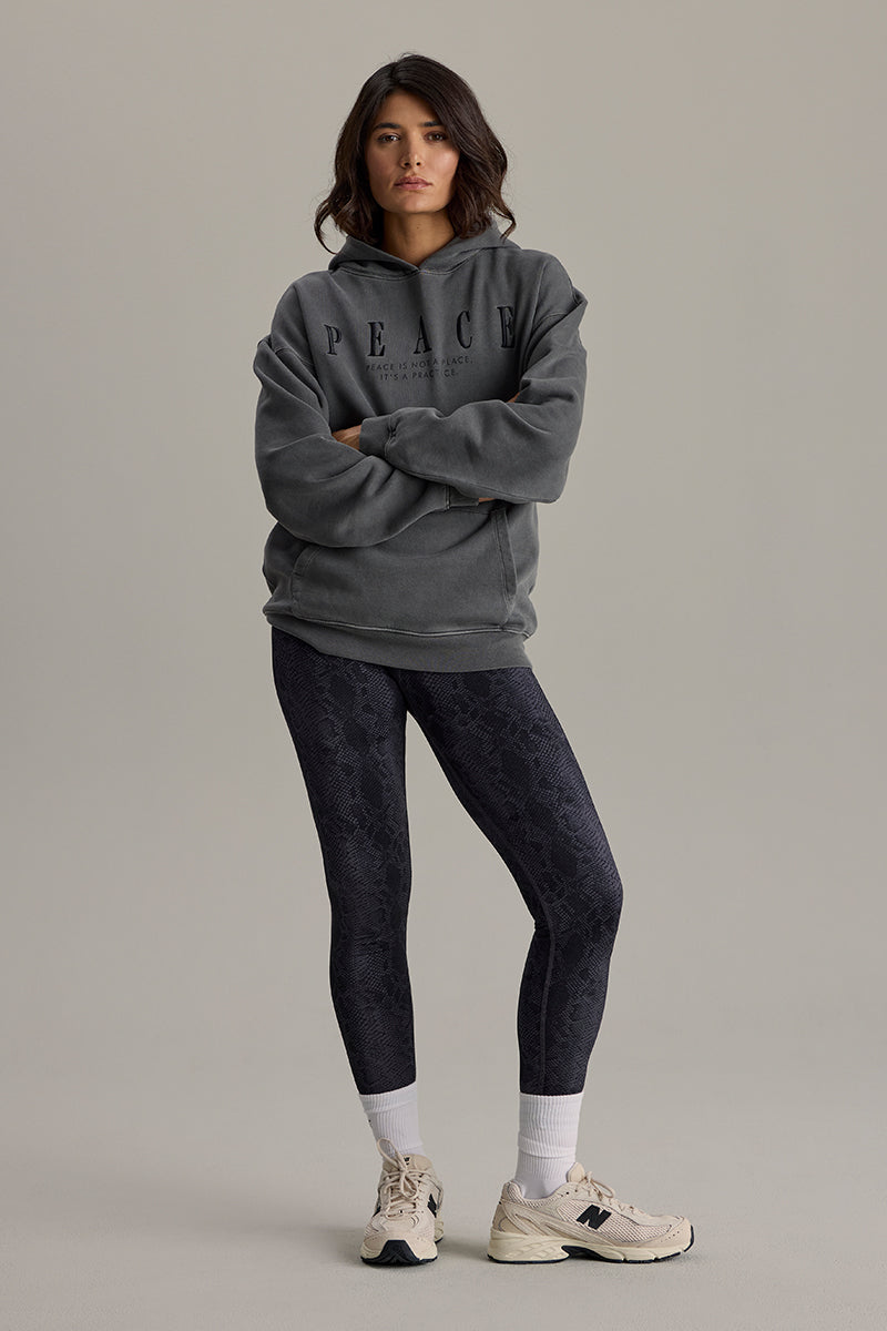 Hoodie Peace Black Washed | Hey Honey & Active Wear