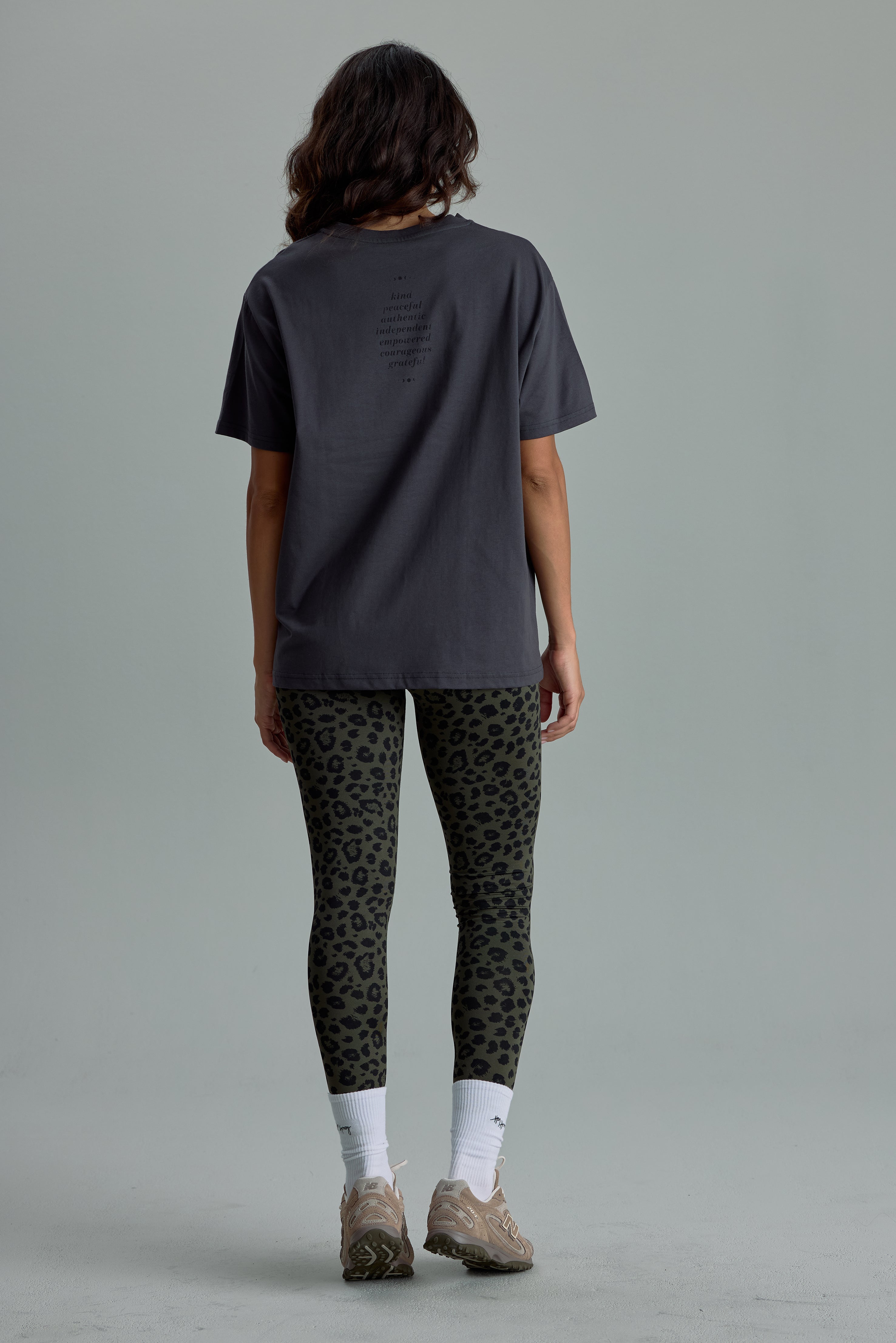 T-Shirt Kind Dark Grey | Hey Honey & Active Wear